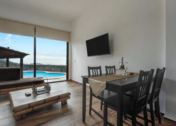 Aramai Вілла Адехе