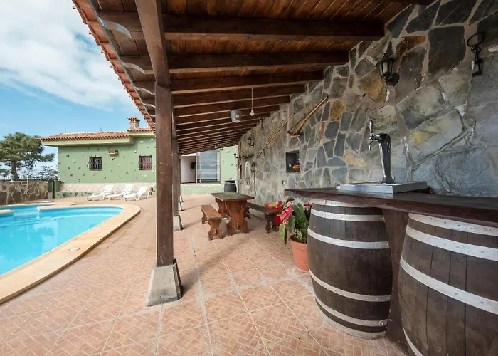 Aramai Вілла Адехе